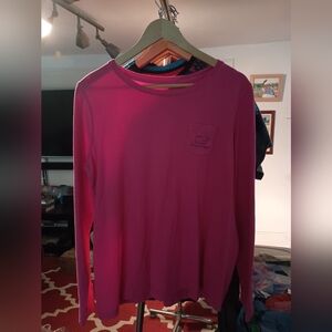 Vineyard Vines  long sleeve tee pink ladies unisex size L